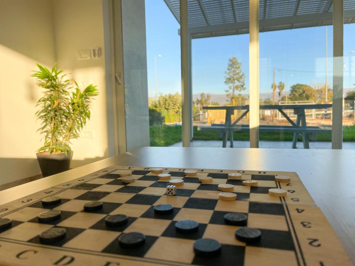 הבית הלבן בכפר בלום Villa Екстериор снимка